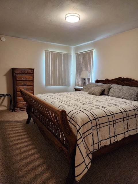 3 bedroom house close to hospitals and colleges