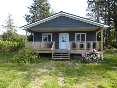 Cheerful 3-bedroom rancher with lovely patio