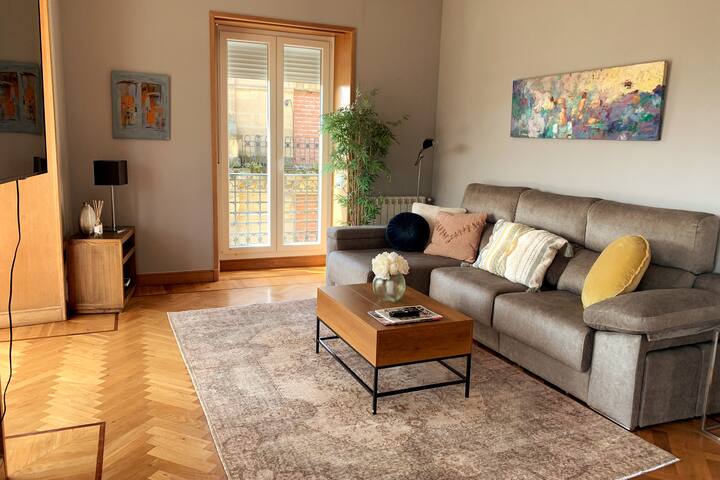 Acogedor Piso en San Sebastián con Vistas al Río gallery image 2