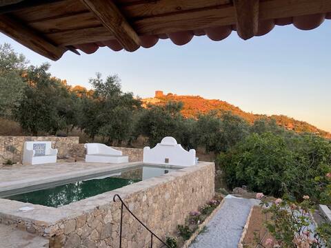 Small Quinta with great views (private pool)