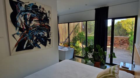 Successful Airbnb property: Casa Cuartel Centenillo Rural House in Jaén