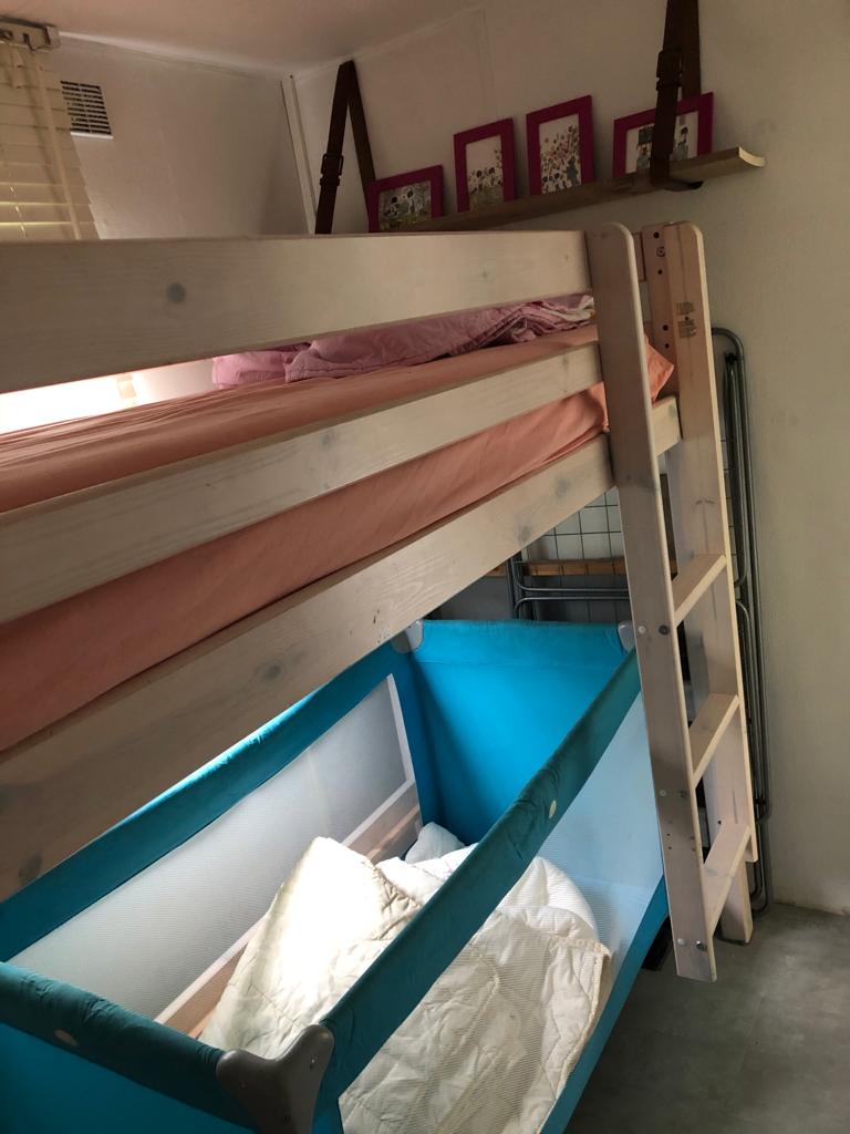 Dormitorio 2 con litera y espacio para un máximo de 2 camas de campamento