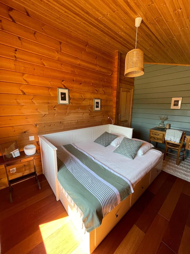 Sage green to relax your naps 