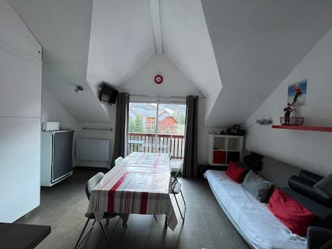 Airbnb performant: Alpaga 311: renovated duplex - 8 p - close slopes à La Salle Les Alpes