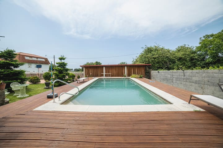 Entire home with Studio bedrooms in Vigo - Casa en zona rural, a 300 metros de la playa