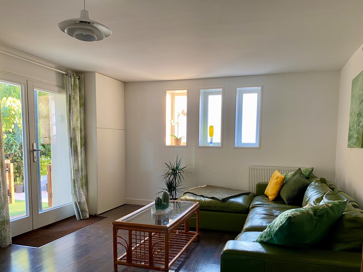 Annonce Airbnb populaire: Peaceful apartment, large terrace, Capbreton à Capbreton
