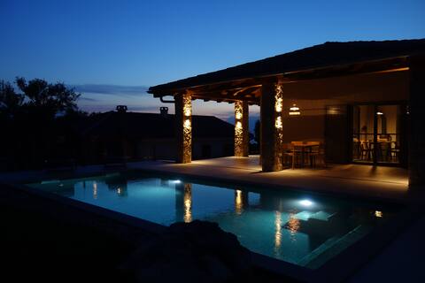 Villa Kadila for families with the pool and sauna
