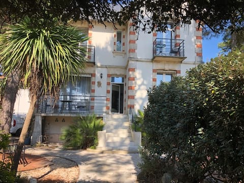 Large beachfront villa with a hot tub