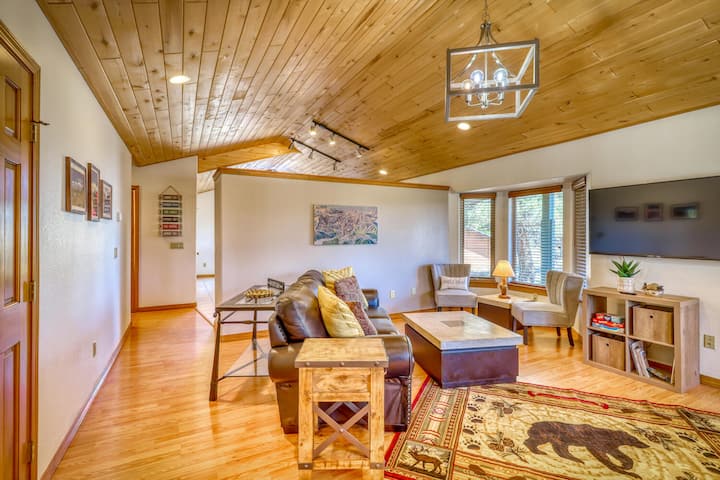 Pet Friendly 1 Story Home With Big Mountain Views! - Pagosa Springs, CO