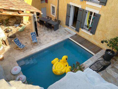 Beautiful village house with pool for 6 people