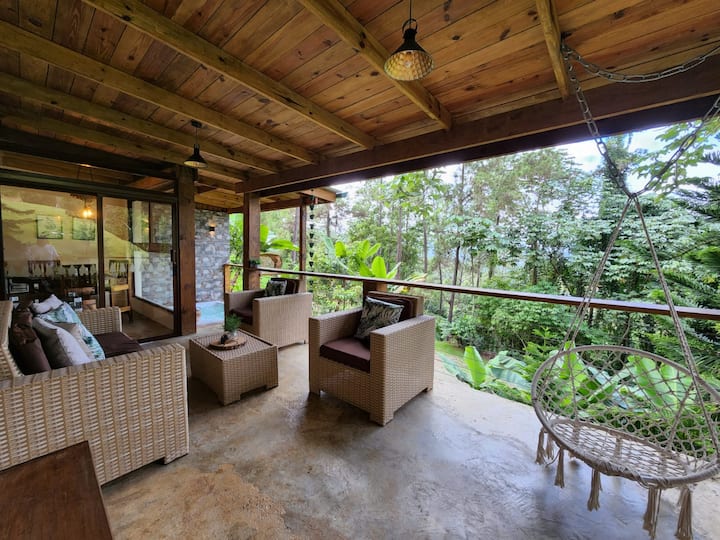 Brown Door Tiny - Jarabacoa