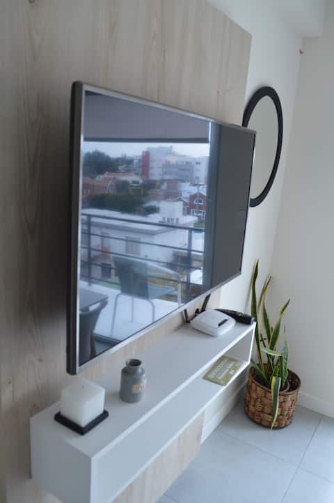 Top performing Airbnb: A beautiful apartment, modern and bright in Departamento Biedma