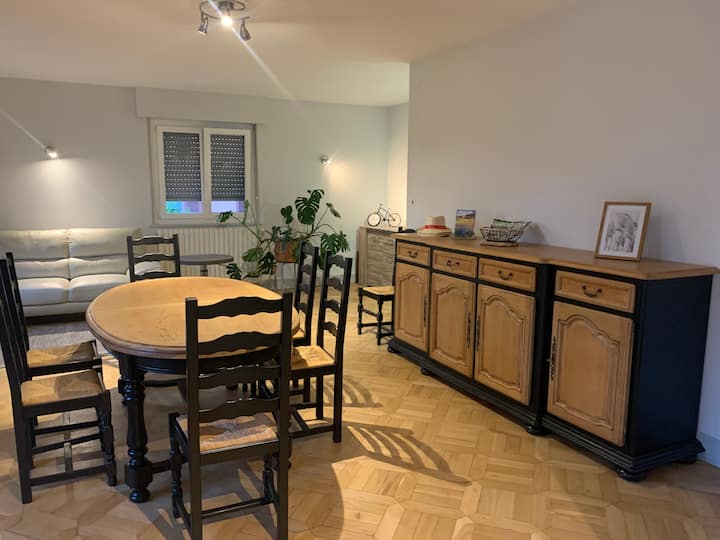 Maison Agréable, Calme Proche Tous Commerces - Lure
