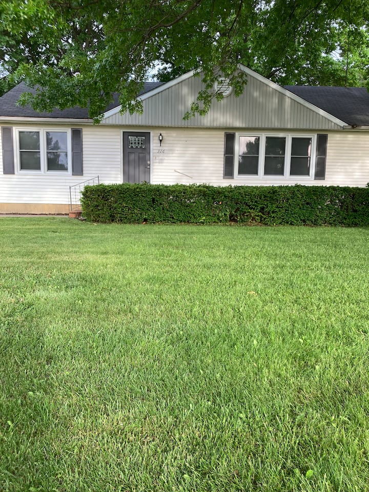 Warrensburg Places To Stay Airbnb