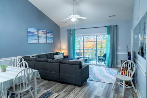 Top performing Airbnb: Waterway & Golf Course Views, King Suite, 3 Pools in Socastee