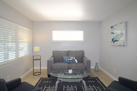 Cozy 3 Bedroom House | Minutes from the Airport