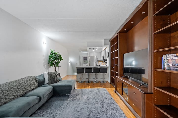 Modern Spacious 3BR 2BTH APT in Manhattan