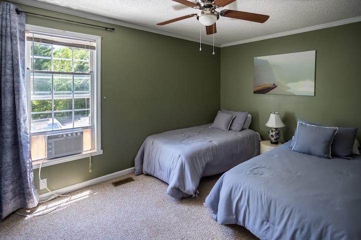 Спалня №3, двойни легла