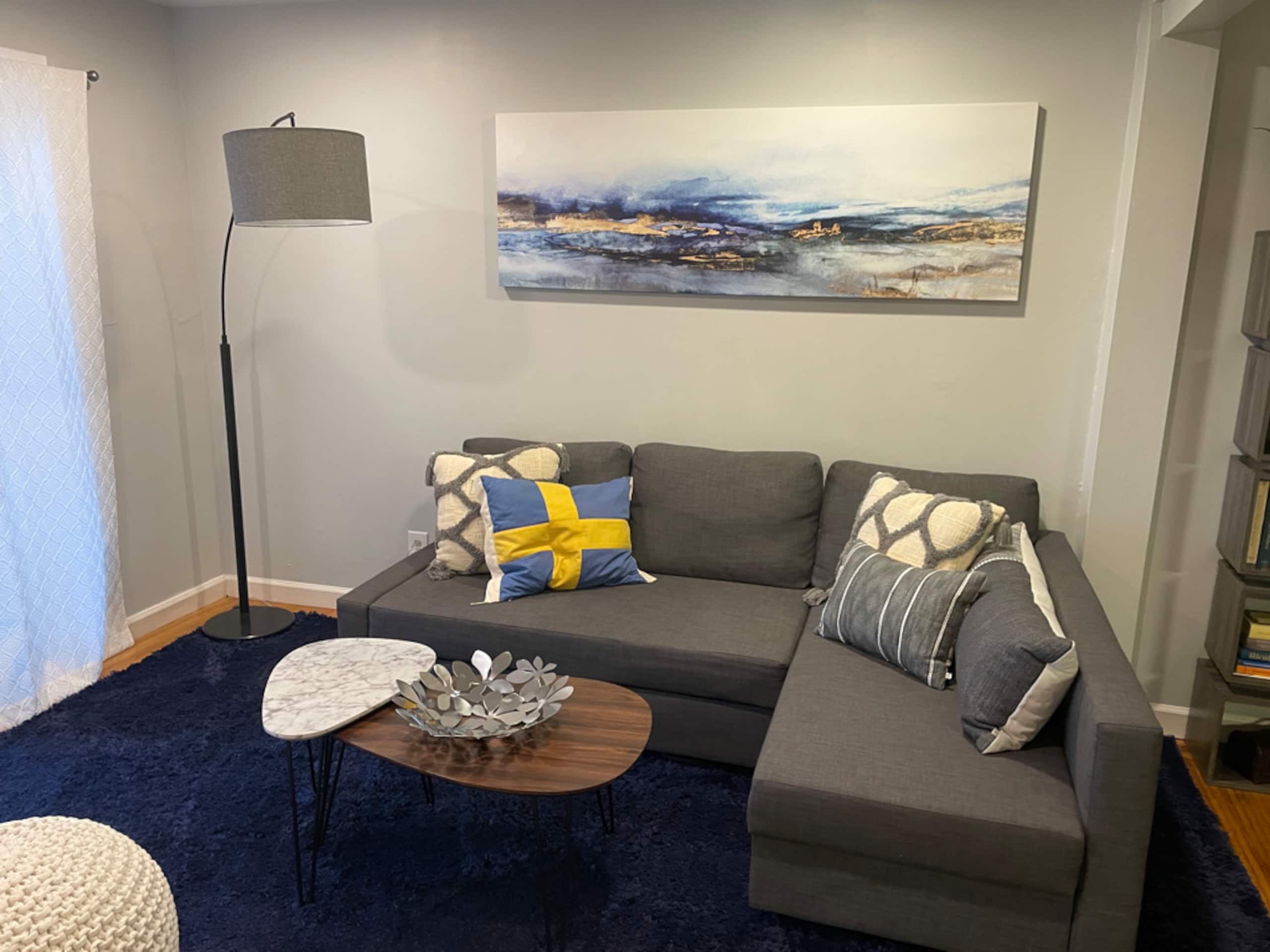 Condo in San Francisco · ★4.97 · 1 bedroom · 2 beds · 1 bath - Image 2