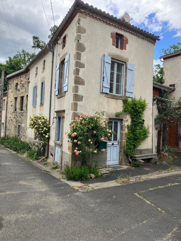 airbnb la tour d'auvergne