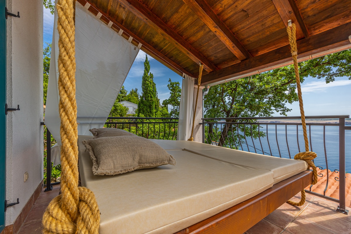 Villa Cikas Palmhouse