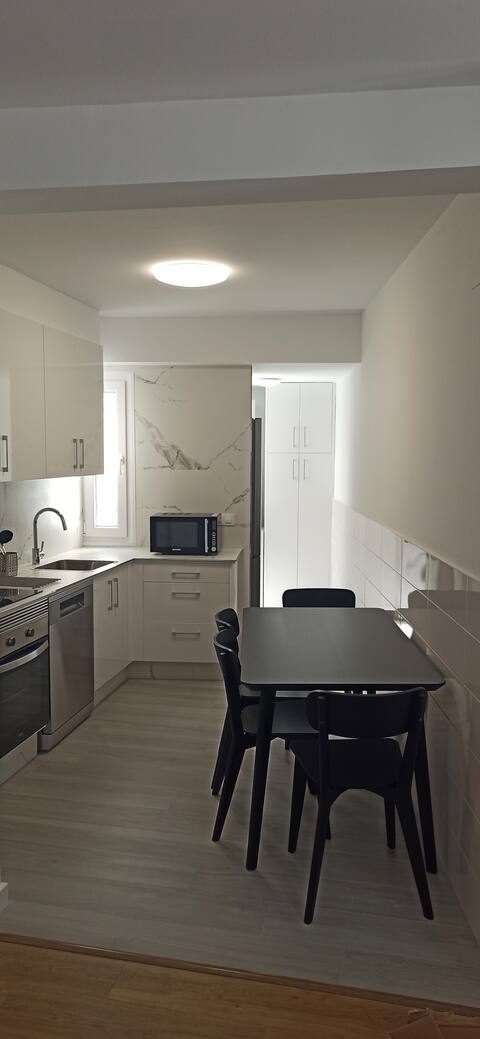 Very central apartment with private garage