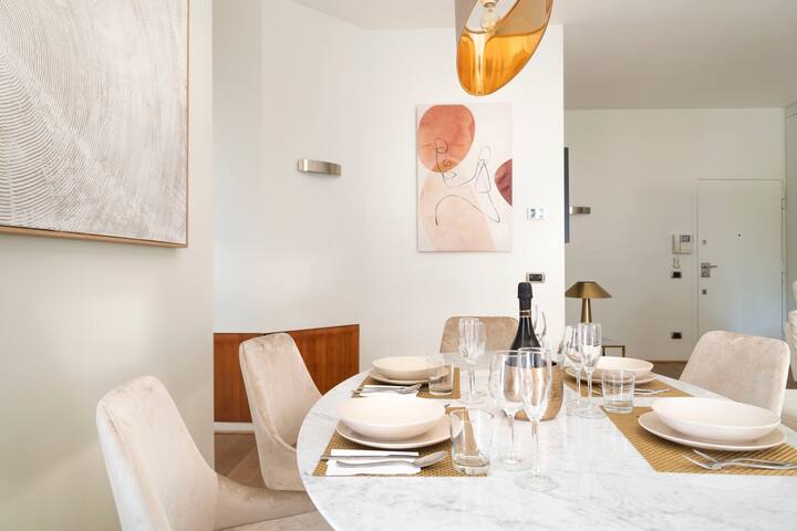 Lovely Design Apartment, Milan Duomo – 5 Guests gallery image 5