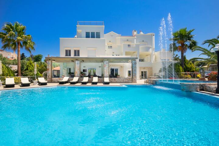 Epavlis Akrotiri, 5 BD, 130 sqm private pool, chic gallery image 2
