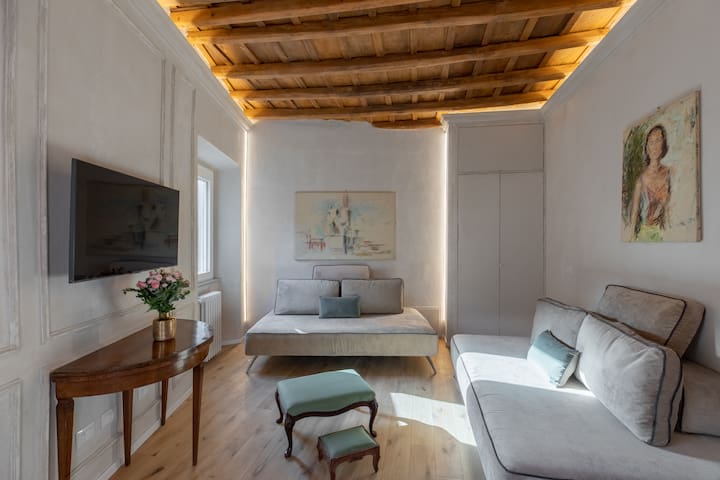 iFlat | The Trastevere’s Stairway