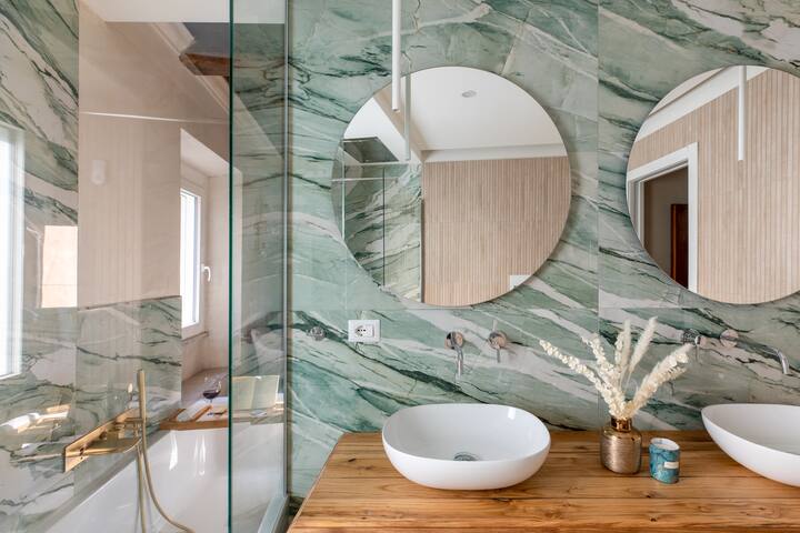 iFlat | The Trastevere’s Stairway gallery image 5