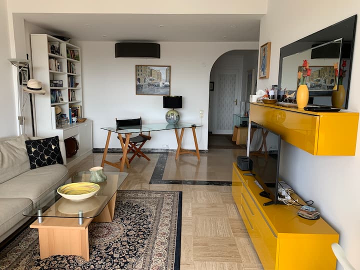 Bel Appartement, Calme, Proche Plage Et Commerces - Niza