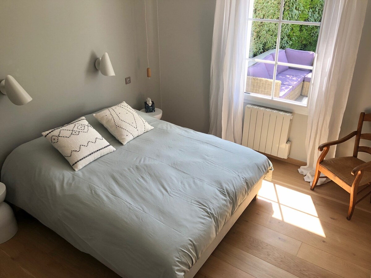 غرفة النوم 1