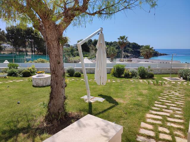 Fronte mare Salento Sea & Garden SPA Suite gallery image 2