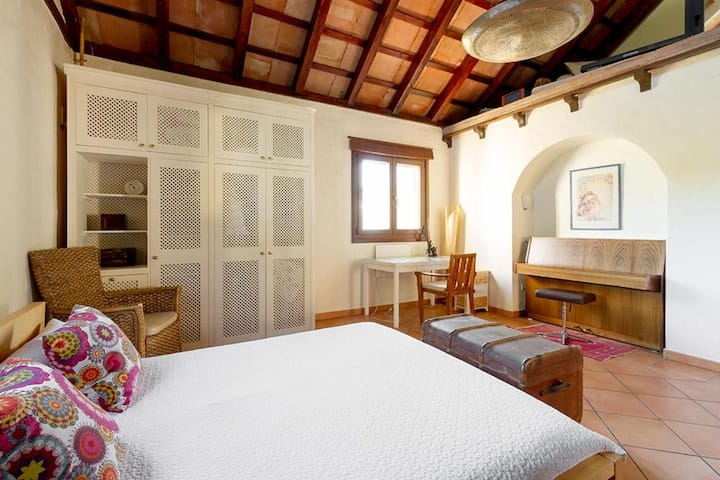 غرفة النوم 1