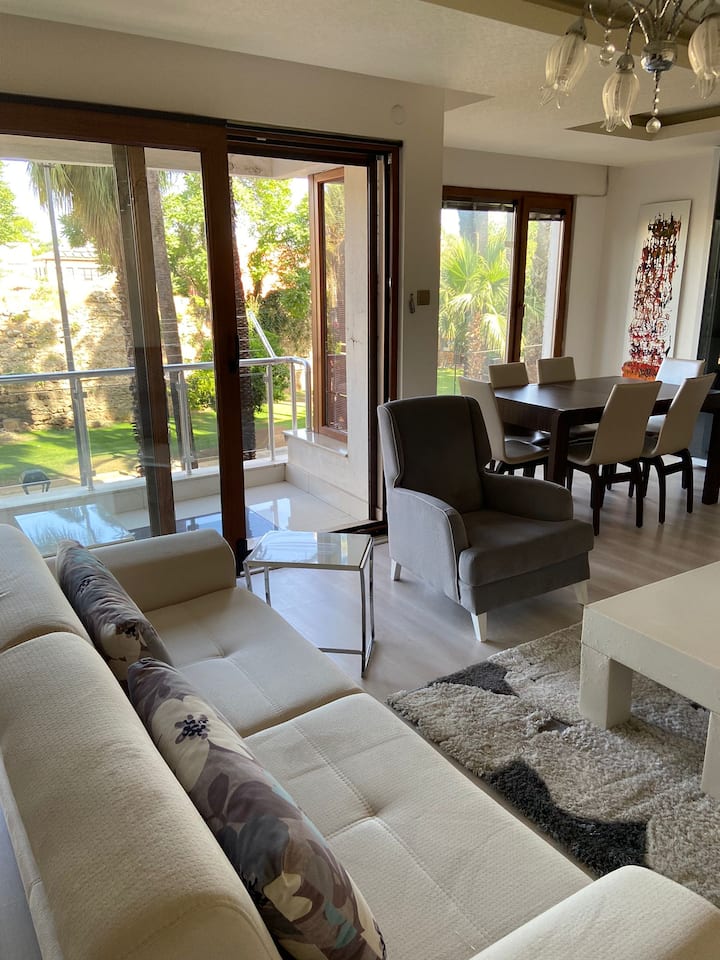 Old City Antalya - 2 Bedroom Chic Condo - Antalya