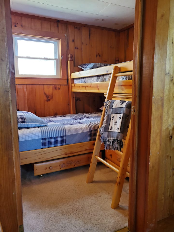 საძინებელი 3