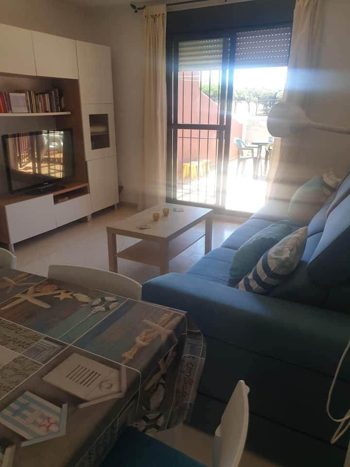 Precioso Unifamiliar En Residencial Con Piscina - Novo Sancti Petri