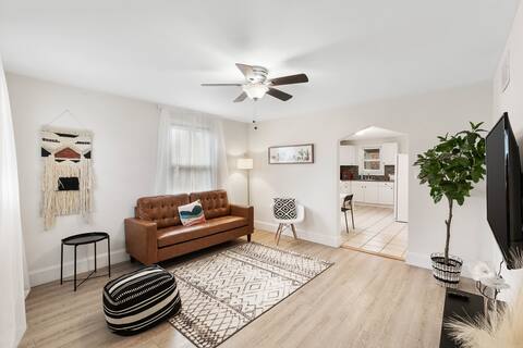 Family Friendly Apartment in a Quiet Neighborhood