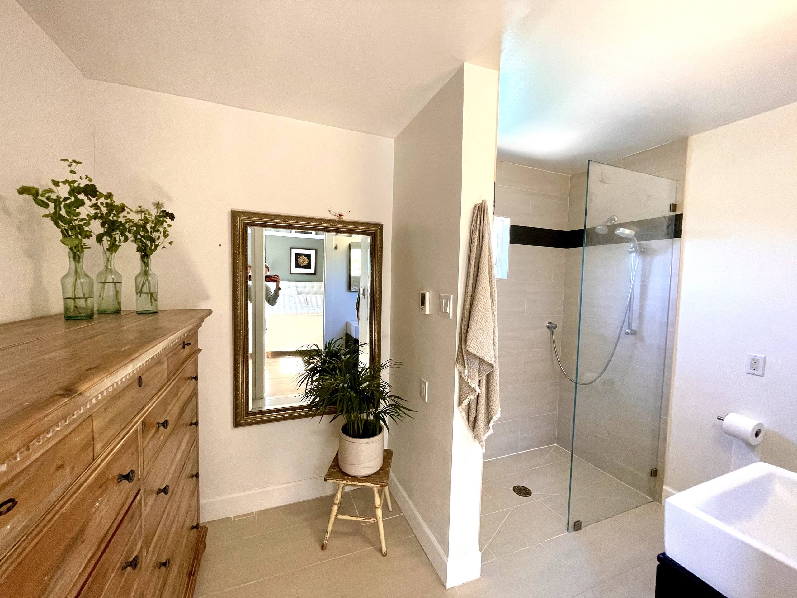 Sunsoaked Hillside Pool Retreat, SF/Napa Midpoint - Photo 14