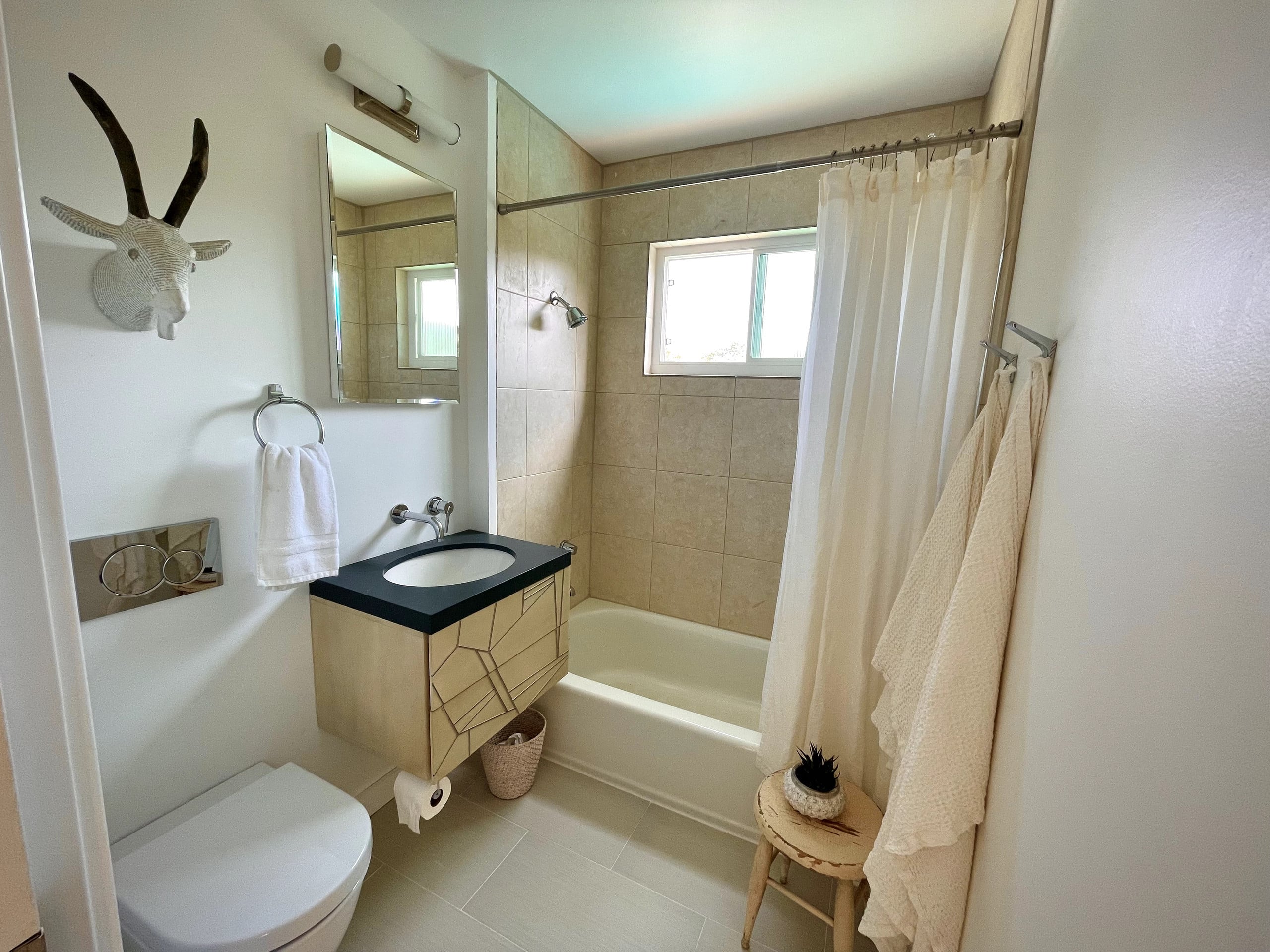 Sunsoaked Hillside Pool Retreat, SF/Napa Midpoint - Photo 13