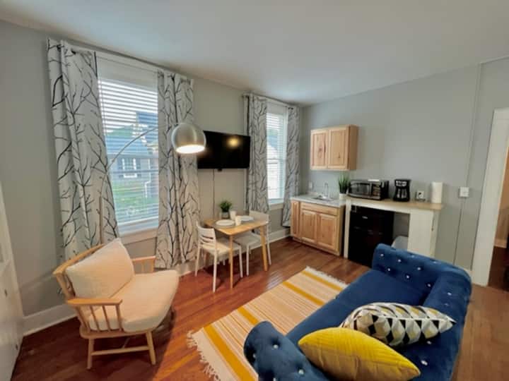 Historical Loft, 2 Blocks From Trail & Downtown - Cumberland, MD
