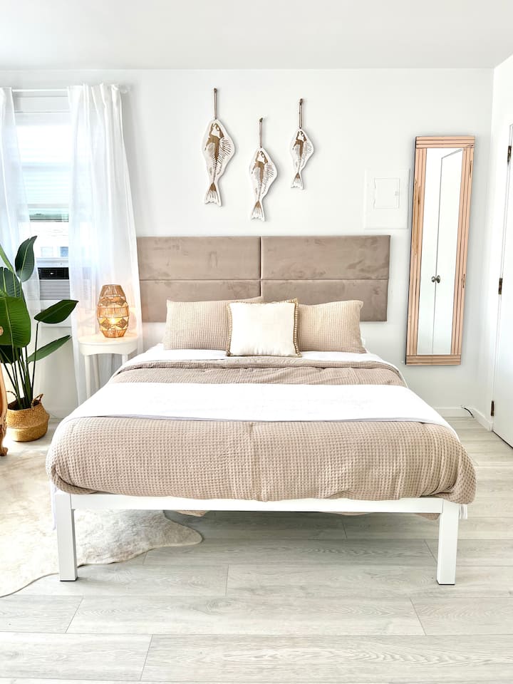 Queens Vacation Rentals & Homes - Queens, Queens, NY | Airbnb