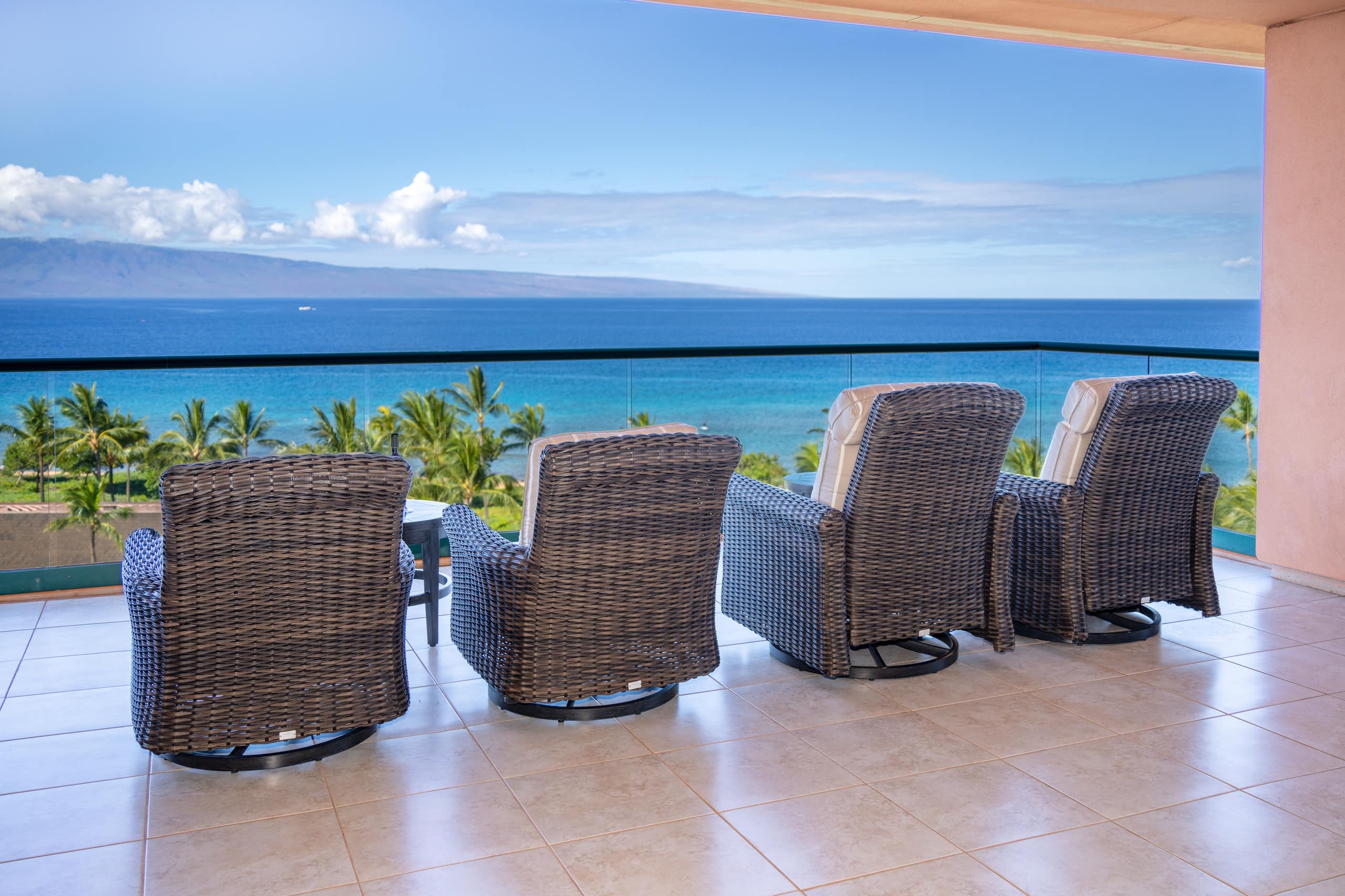 Konea 701 Piilani Ocean View Piilani 3B/3B Honua Kai - Image 1