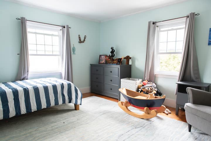 Deux lits jumeaux dans la 2e chambre 