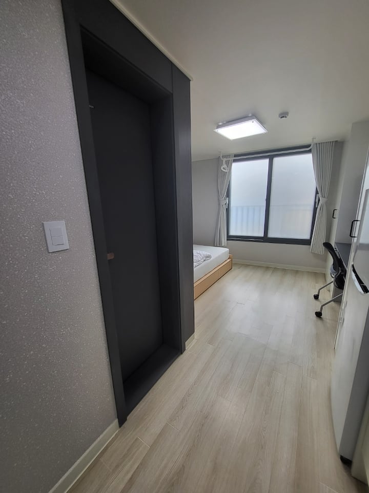Full Option One Room 1-dong 203