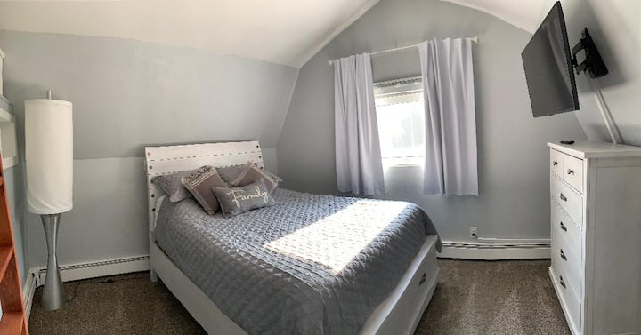 غرفة نوم
ستائر سوداء للنوم في الصيف!