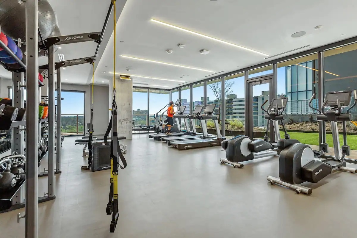 Rainey St -Luxury 1BR - Top Amenities -RT Pool -17