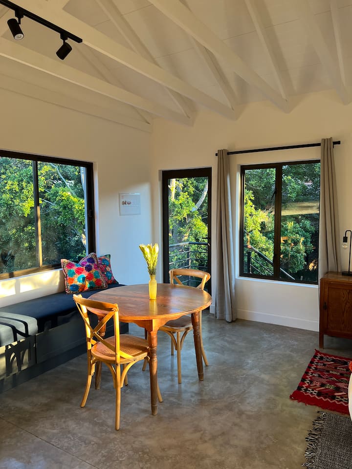 Bright Loft Studio On White River Country Estates - White River