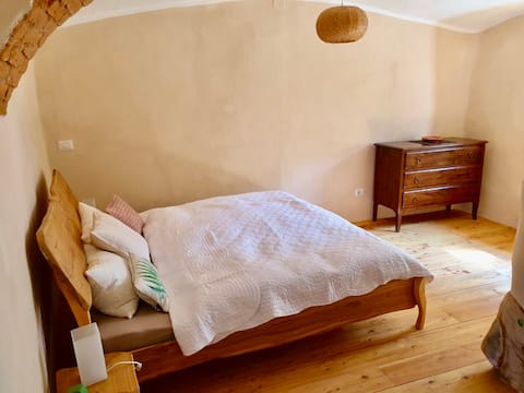 "Live the Moment" - natural living