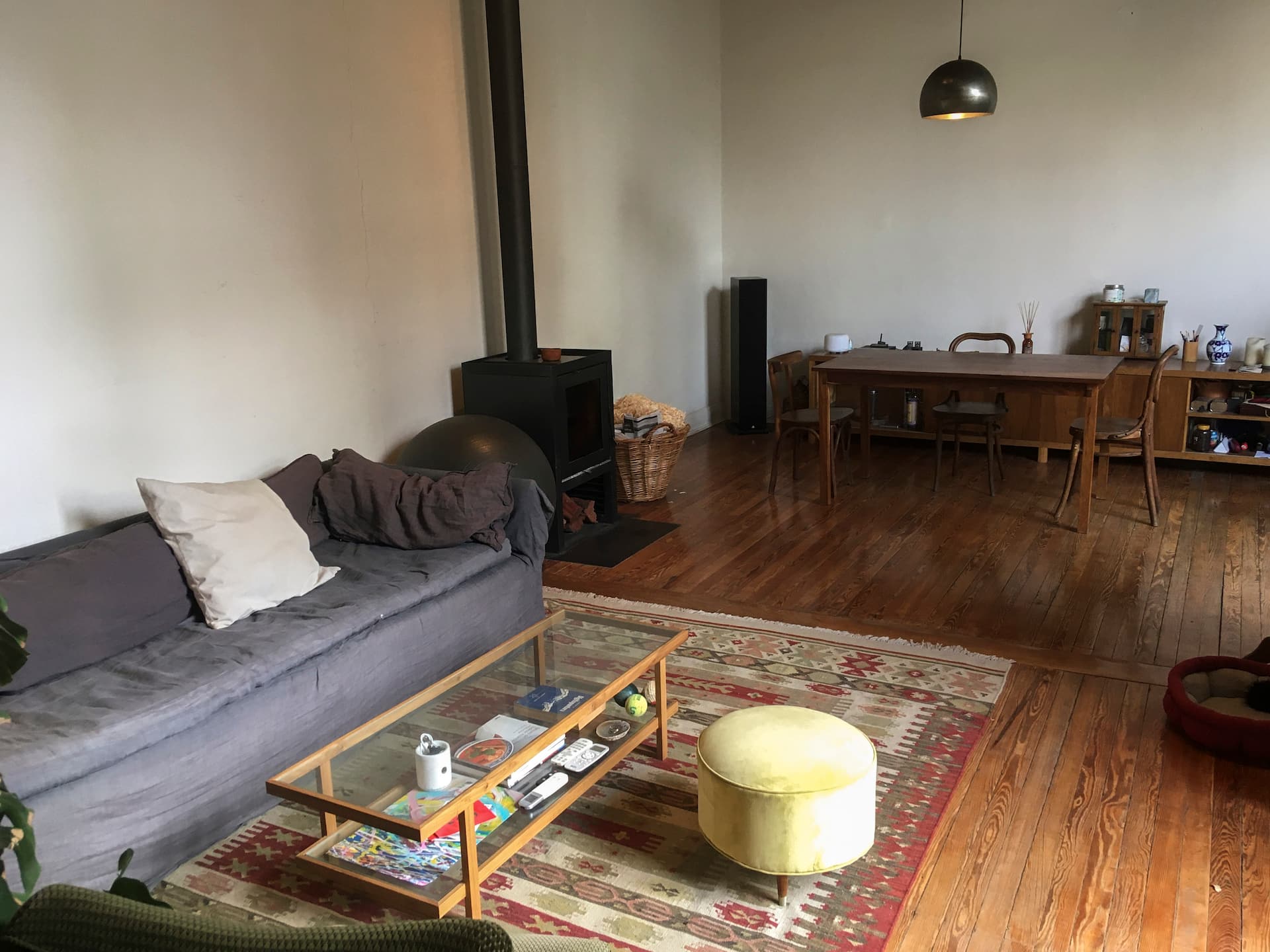 Old ground-floor PH with 2 bedrooms in Colegiales